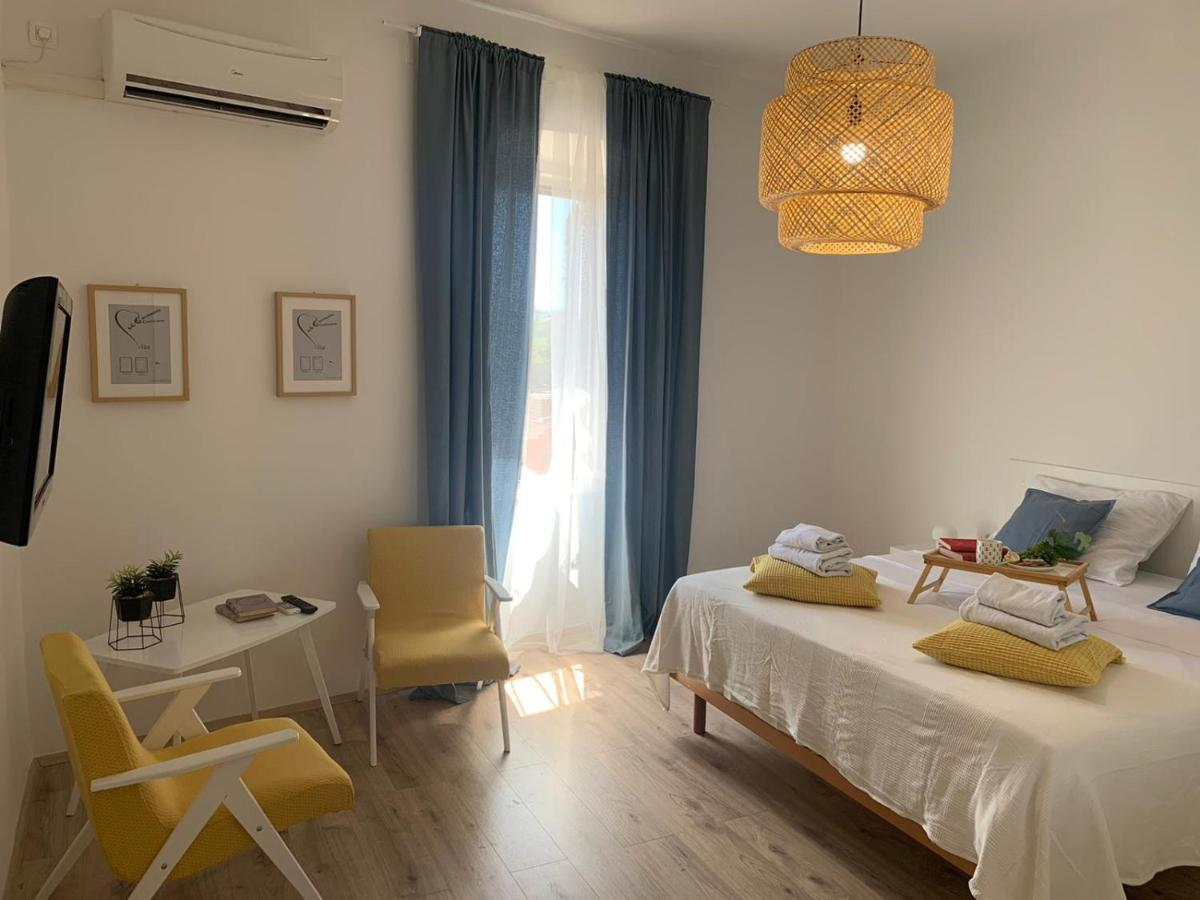 Ra City Garden Suite Pula Exteriér fotografie